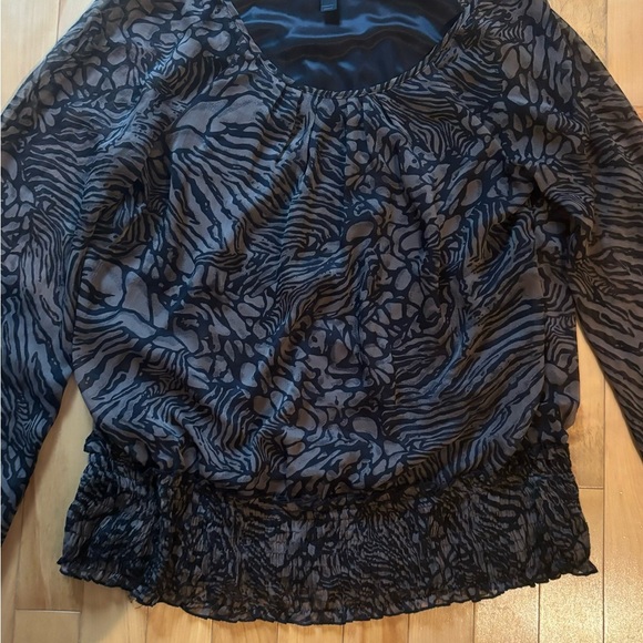 Vero Moda Elegant Black And Brown Patterned Women's Top - Picture 2 of 3